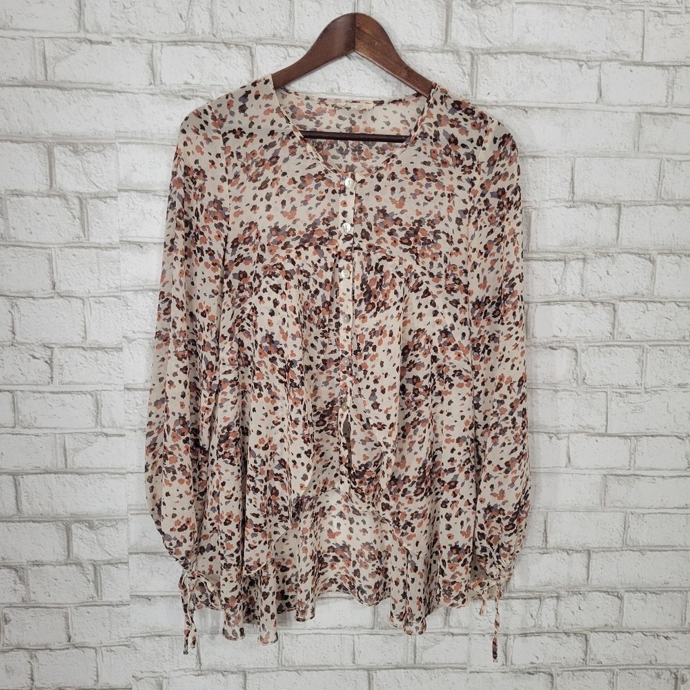 Promesa cute flowy button down blouse